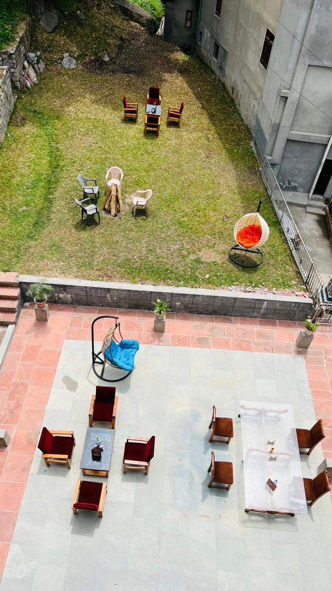 Sita Hotel & Cottage, Manali - A Boutique Wellness Hotel Exterior photo