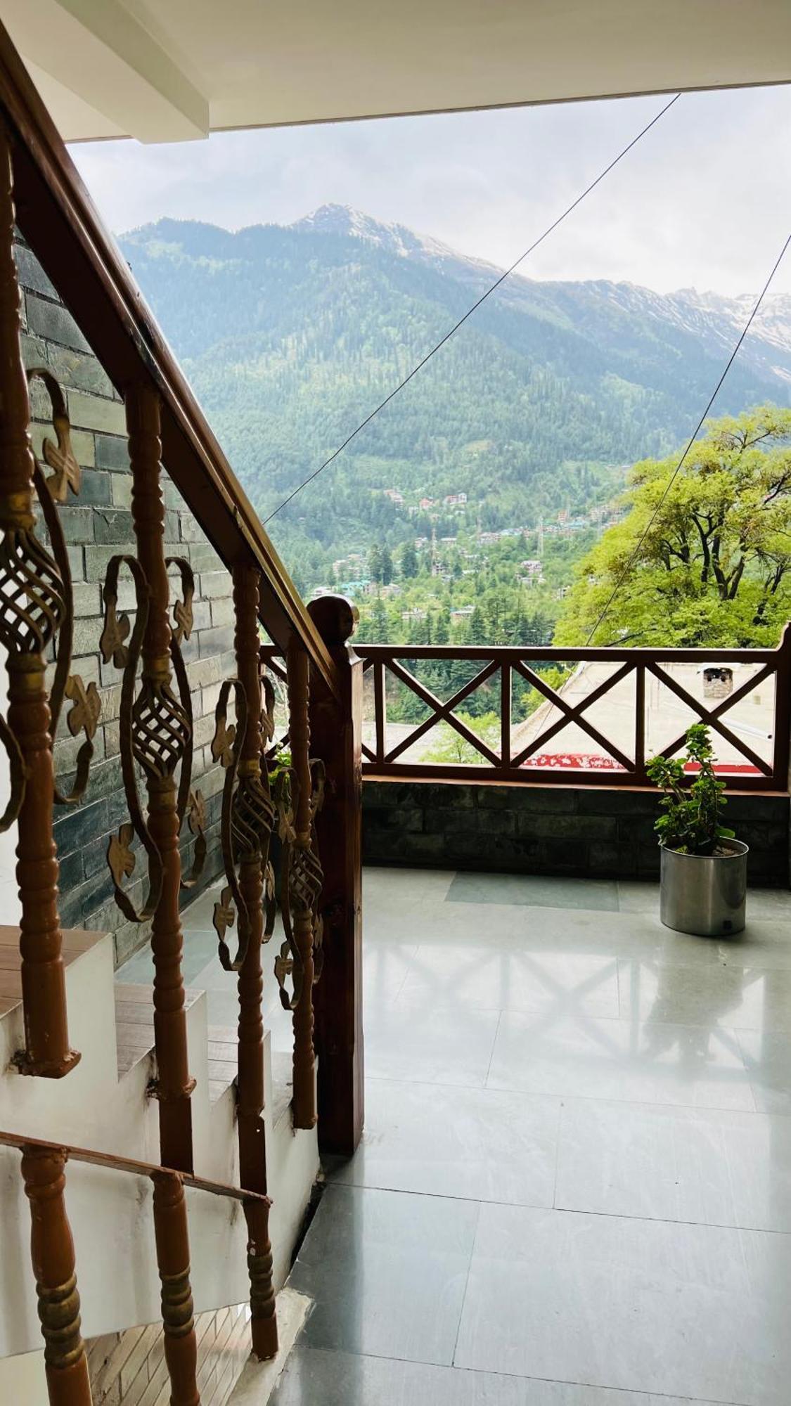 Sita Hotel & Cottage, Manali - A Boutique Wellness Hotel Exterior photo